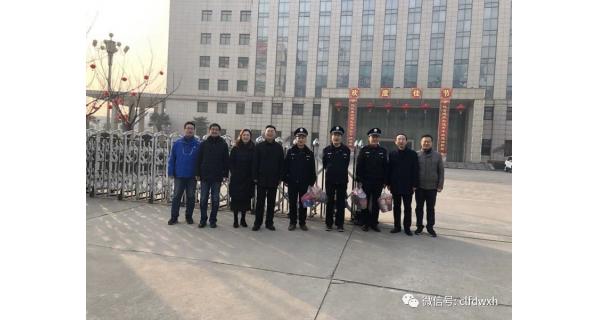 大年初一，公司領(lǐng)導(dǎo)給堅守崗位員工拜年！